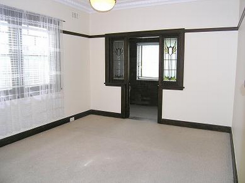 10 HAMPDEN, Ashfield NSW 2131
