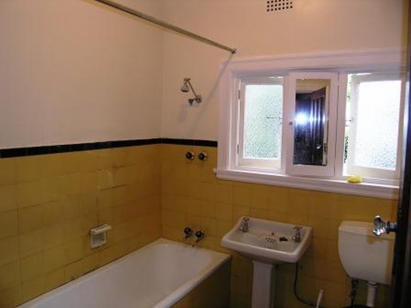 10 HAMPDEN, Ashfield NSW 2131