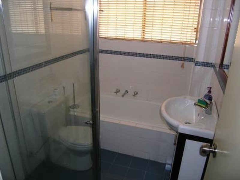 13-15 MEADOWS CRES, Meadowbank NSW 2114