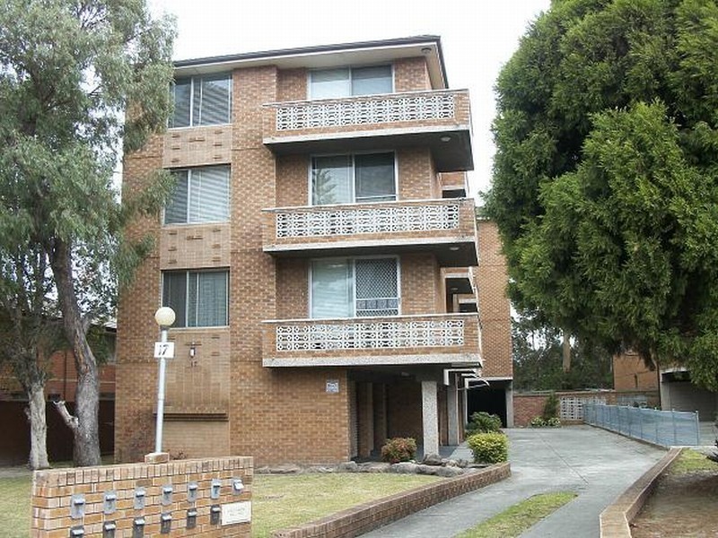 17 DOODSON, Lidcombe NSW 2141