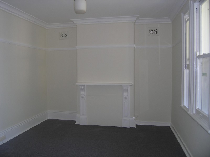 26 orpington, Ashfield NSW 2131