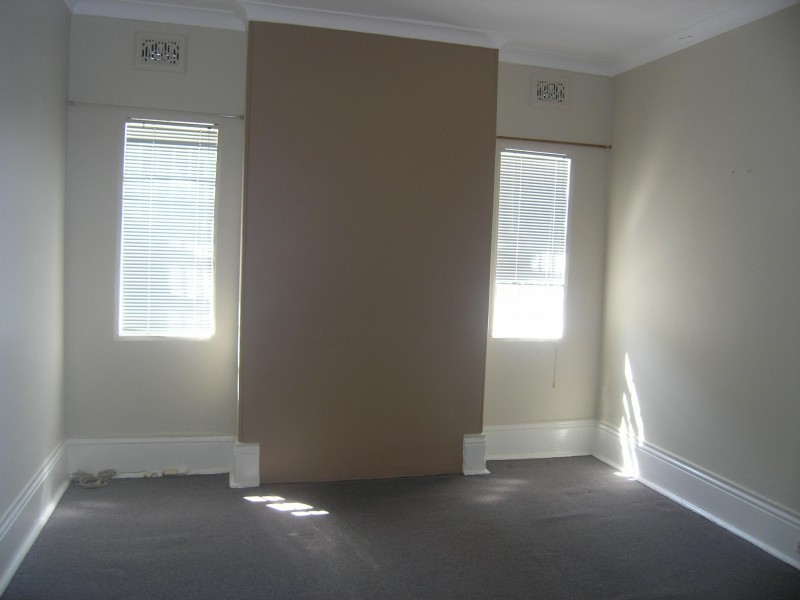 26 orpington, Ashfield NSW 2131