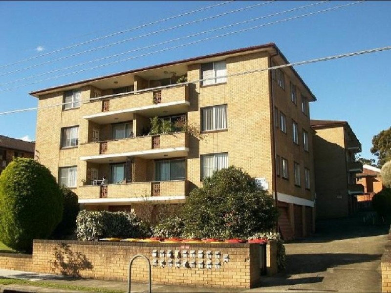 2/11-13 Jeffrey Street, Canterbury NSW 2193