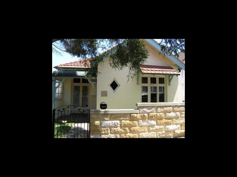 9 Rose, Ashfield NSW 2131