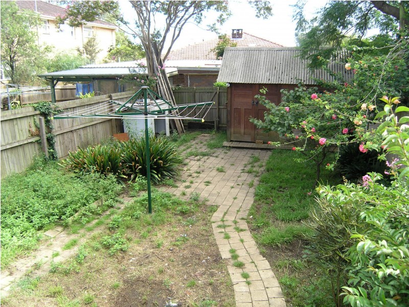 2a  Crimson Lane, Ashfield NSW 2131