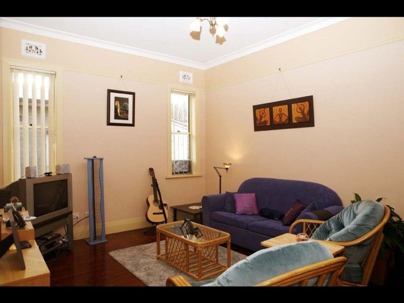 3 Heighway Ave, Ashfield NSW 2131
