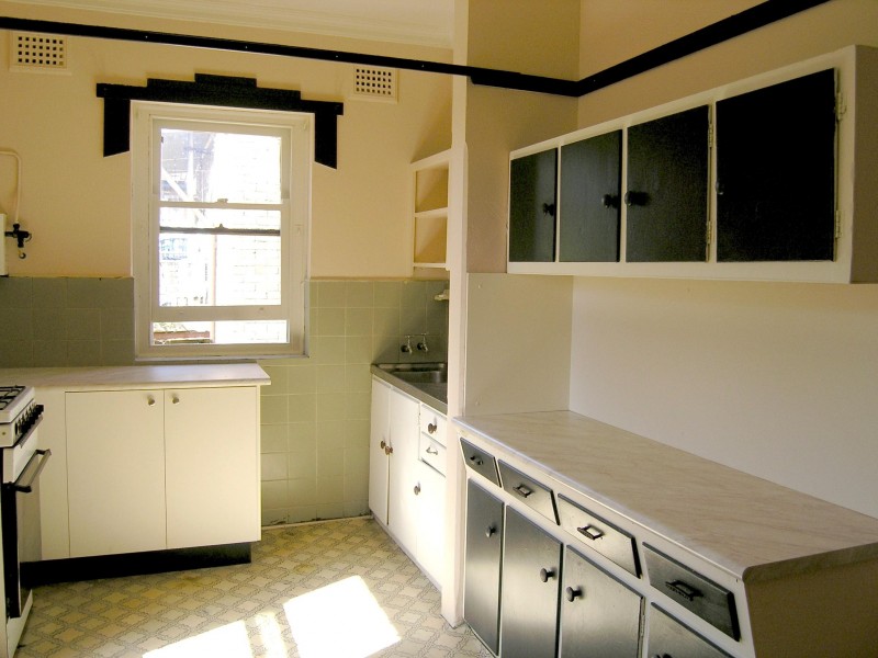 4 Grainger Avenue, Ashfield NSW 2131