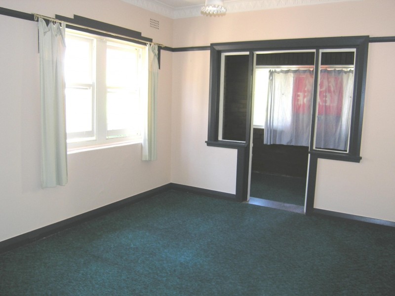 4 Grainger Avenue, Ashfield NSW 2131