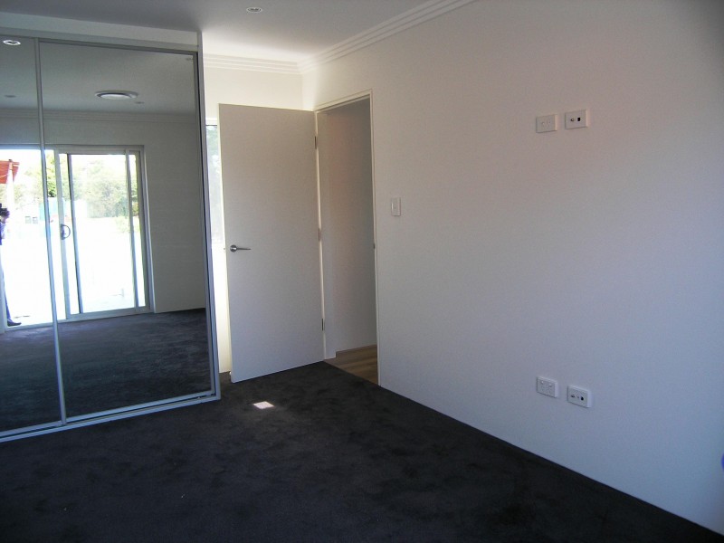 10 Thorncraft Parade, Campsie NSW 2194