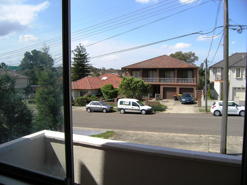 9 Ridgewell, Roselands NSW 2196