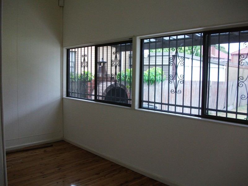 15 YEO AVENUE, Ashfield NSW 2131