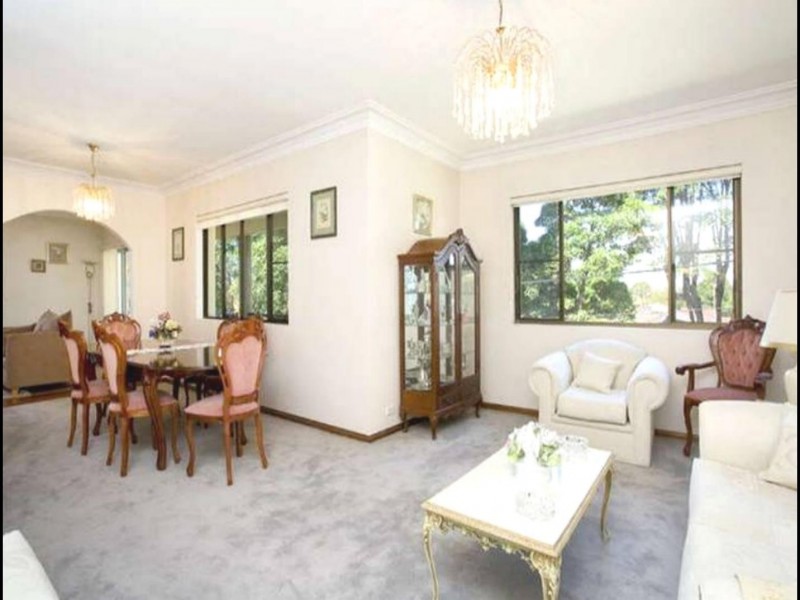 27 Roslyn Street, Ashbury NSW 2193