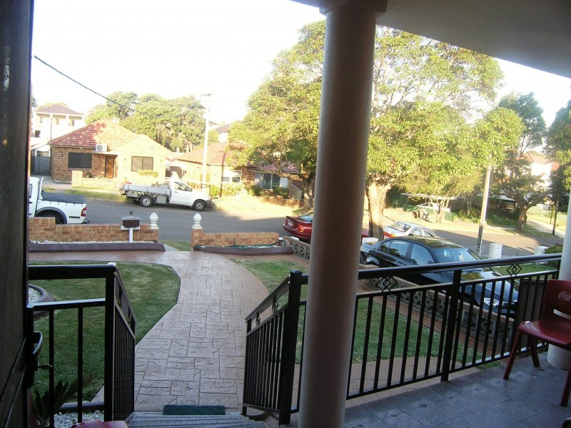 20 MOUNT LEWIS AVENUE, Punchbowl NSW 2196