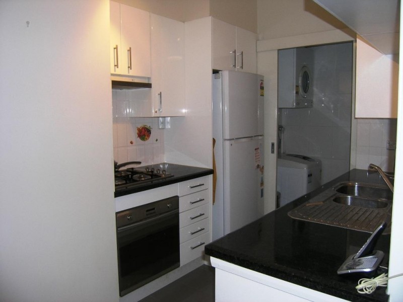 1 BROWN, Ashfield NSW 2131