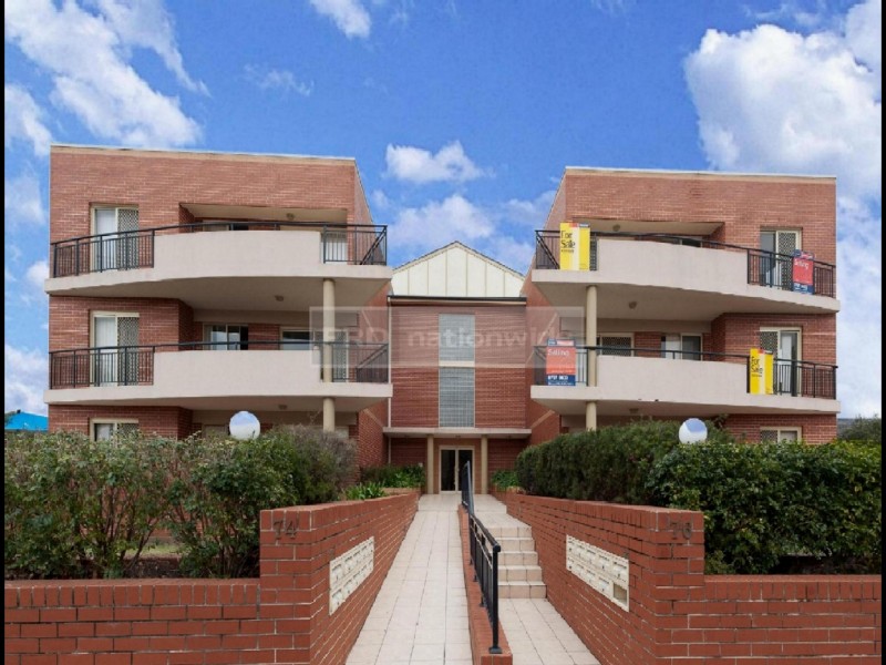 74-76 Hampden Road, Lakemba NSW 2195