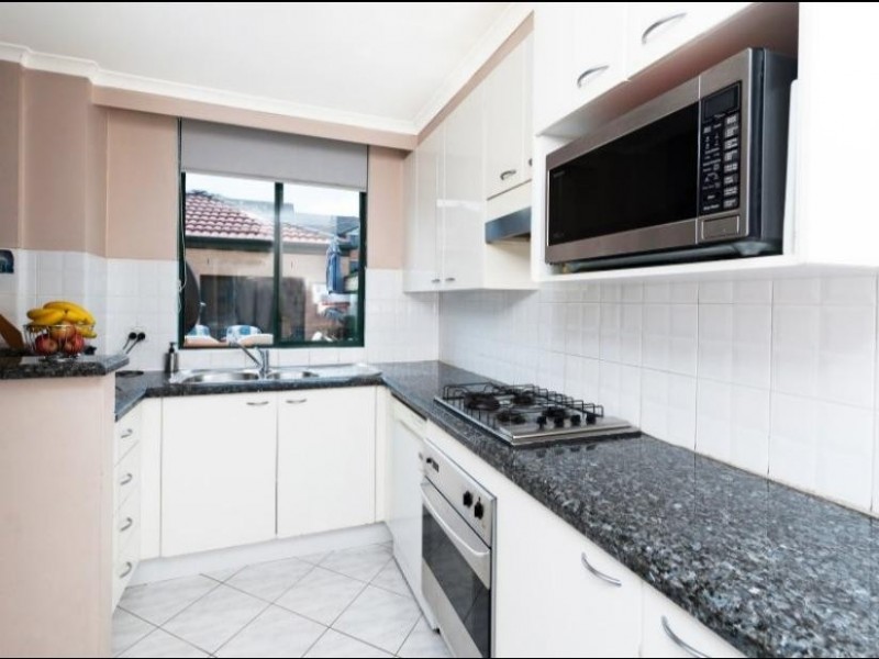 1/18-20 Knocklayde Street, Ashfield NSW 2131