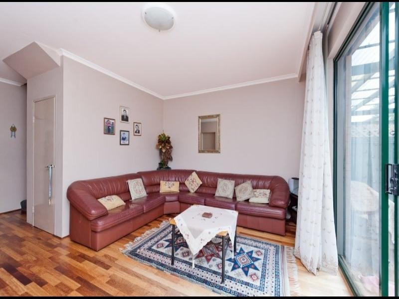 1/18-20 Knocklayde Street, Ashfield NSW 2131