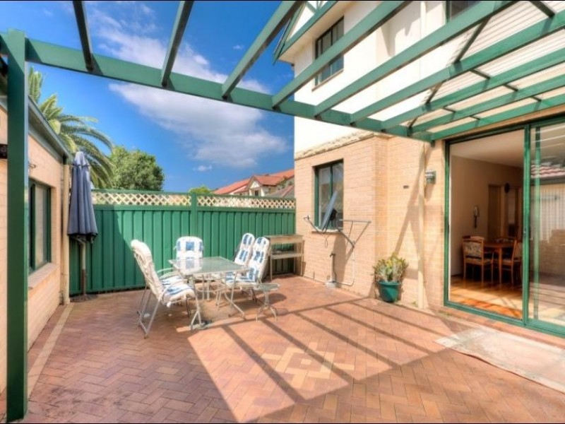 1/18-20 Knocklayde Street, Ashfield NSW 2131