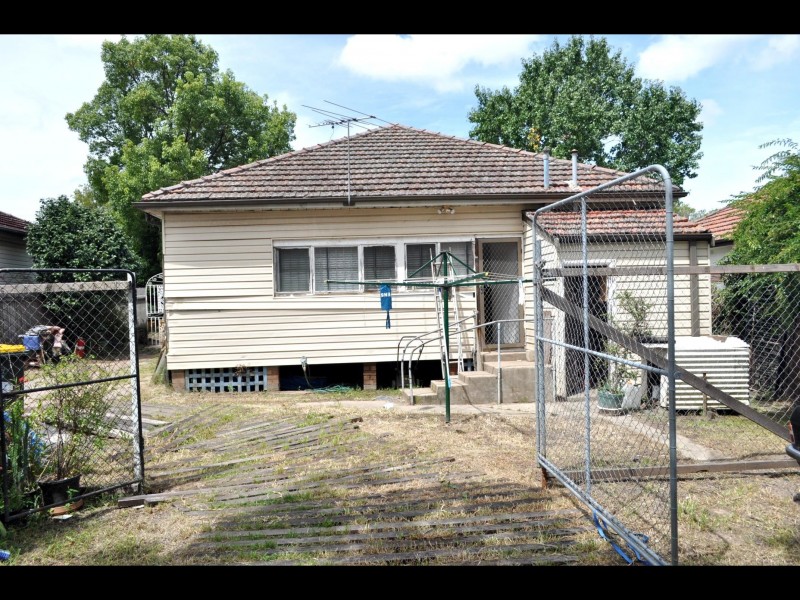 37 WILGA STREET, Punchbowl NSW 2196