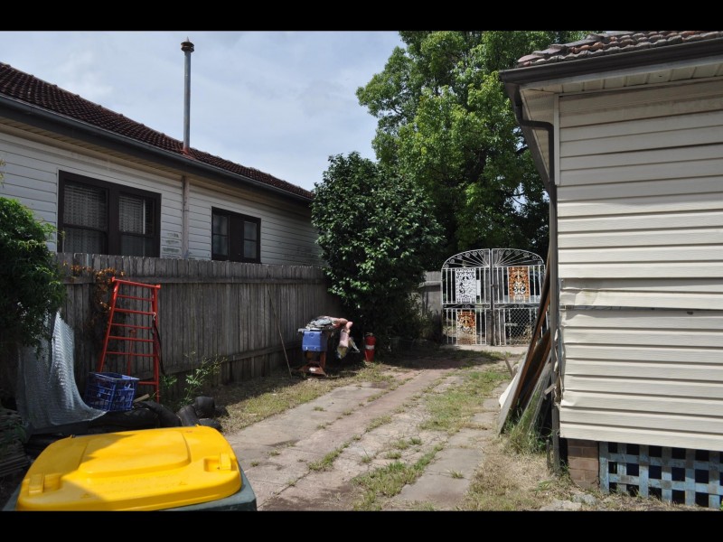 37 WILGA STREET, Punchbowl NSW 2196