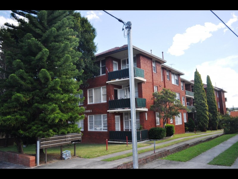 32 ALT ST, Ashfield NSW 2131