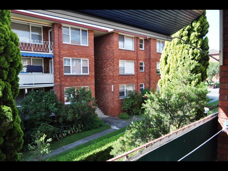 32 ALT ST, Ashfield NSW 2131