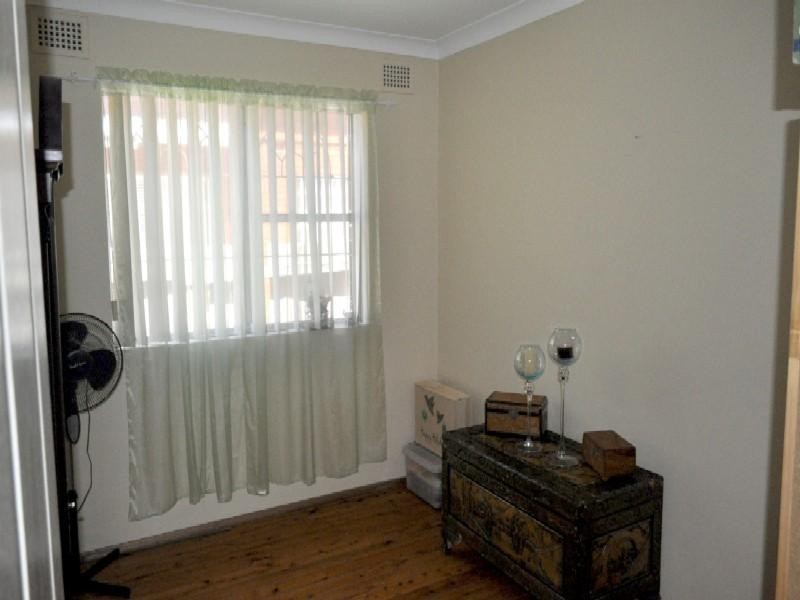 2/87  Hampden Road, Lakemba NSW 2195