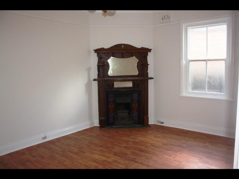 9 TINCOMBE ST, Canterbury NSW 2193