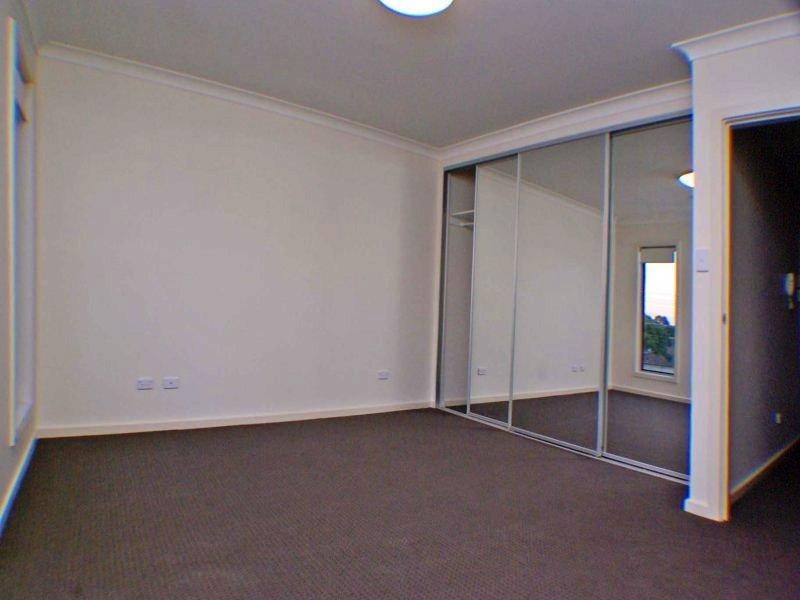 18 GOSLING STREET, Greenacre NSW 2190