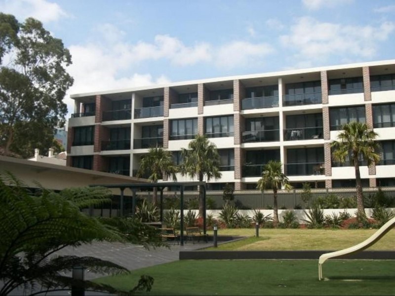 1 BROWN, Ashfield NSW 2131