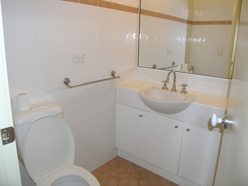 8 Cavill Avenue, Ashfield NSW 2131