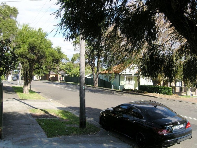 216b HOLDEN STREET, Ashfield NSW 2131