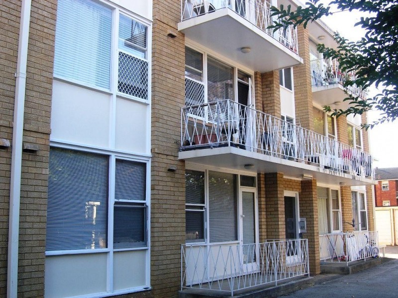 10 ORPINGTON ST, Ashfield NSW 2131