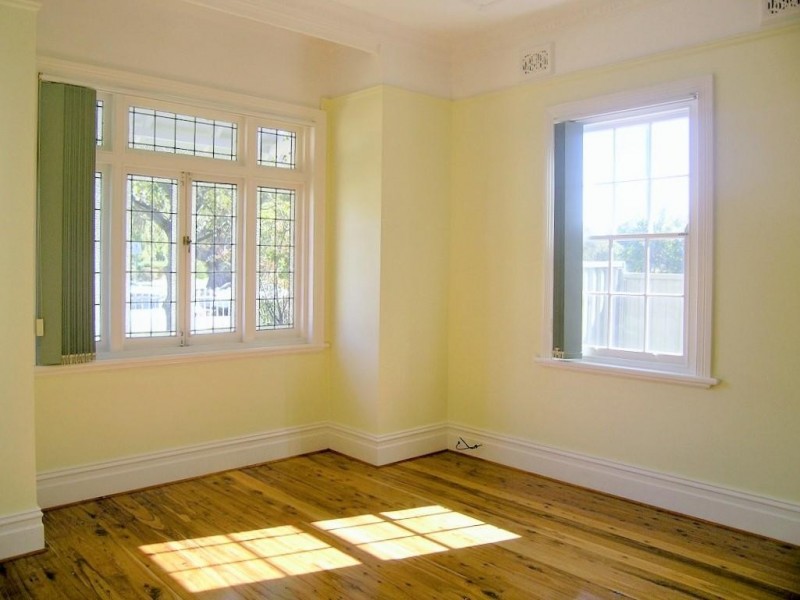 4 Shakespeare Street, Campsie NSW 2194