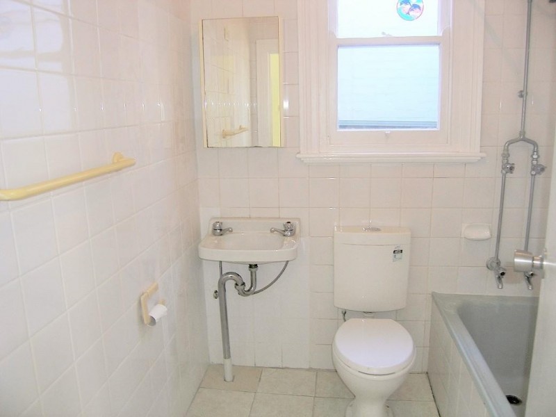 4 Shakespeare Street, Campsie NSW 2194