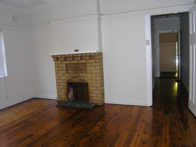 4 Grainger Avenue, Ashfield NSW 2131