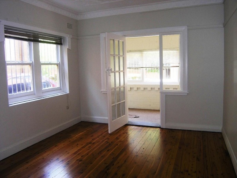 4 Grainger Avenue, Ashfield NSW 2131