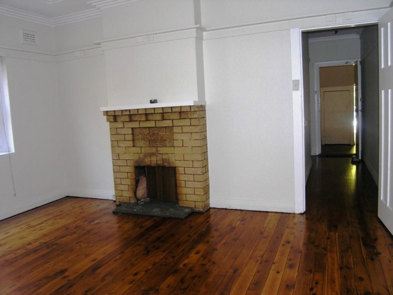 4 Grainger Avenue, Ashfield NSW 2131