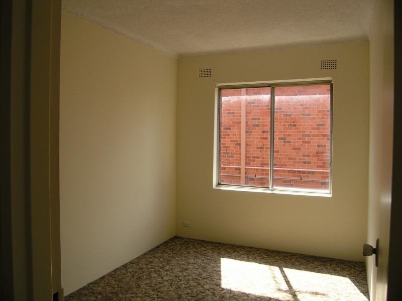 9 Ridgewell Street, Roselands NSW 2196