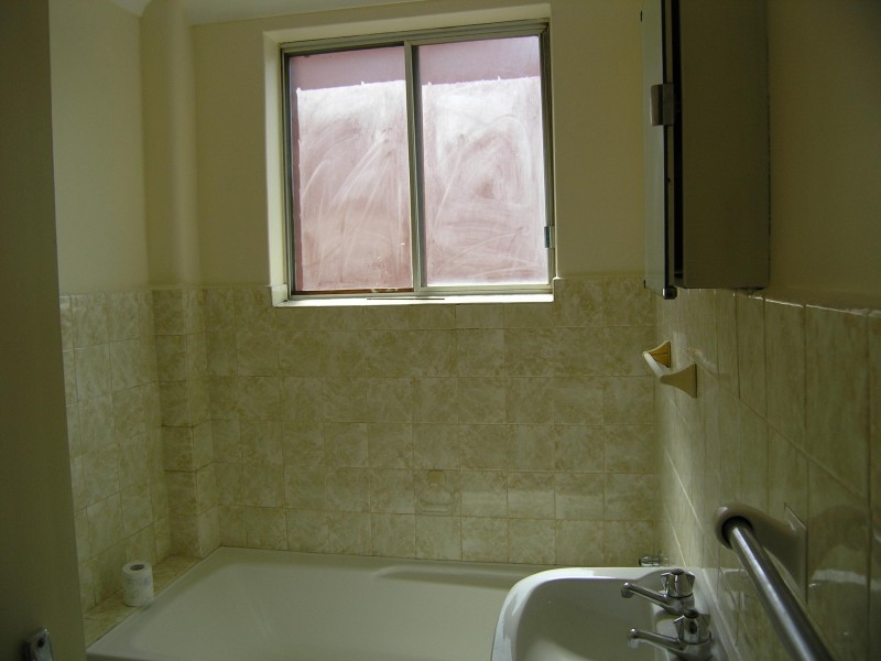 9 Ridgewell Street, Roselands NSW 2196