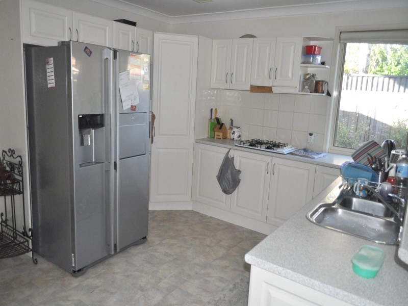 8 Miller Crescent, Blue Haven NSW 2262