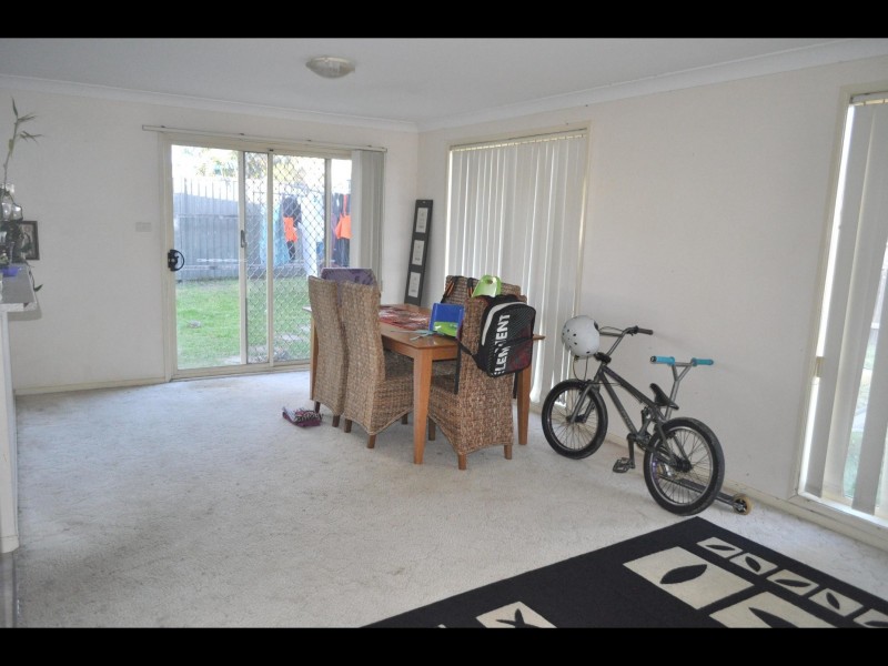 8 Miller Crescent, Blue Haven NSW 2262