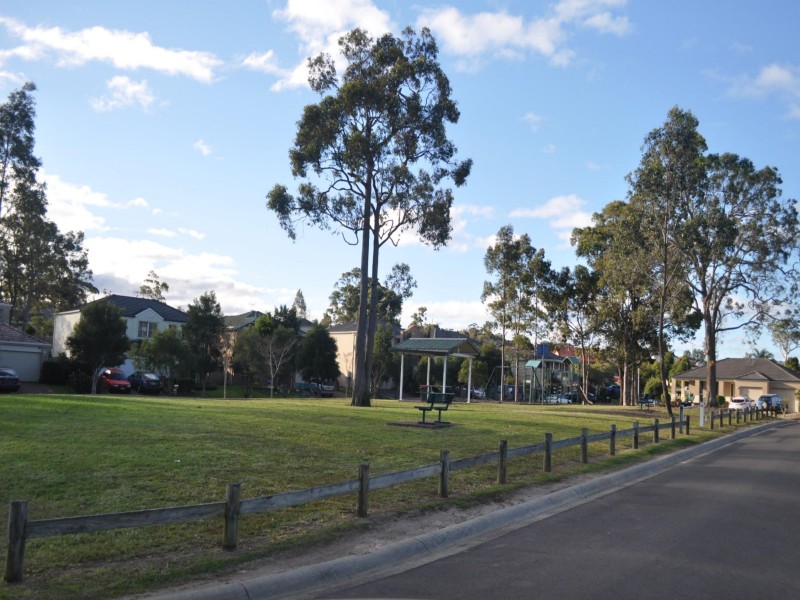 8 Miller Crescent, Blue Haven NSW 2262