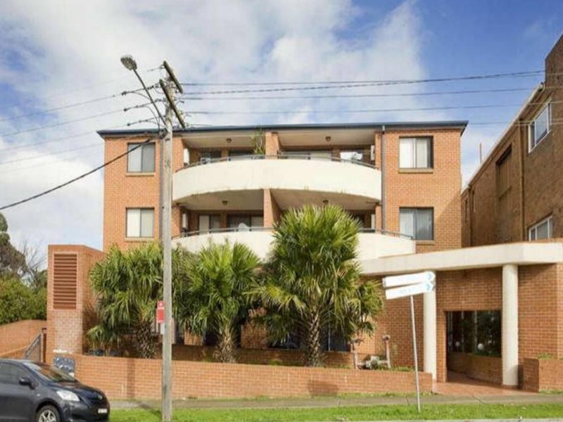 8/37 charlotte, Campsie NSW 2194