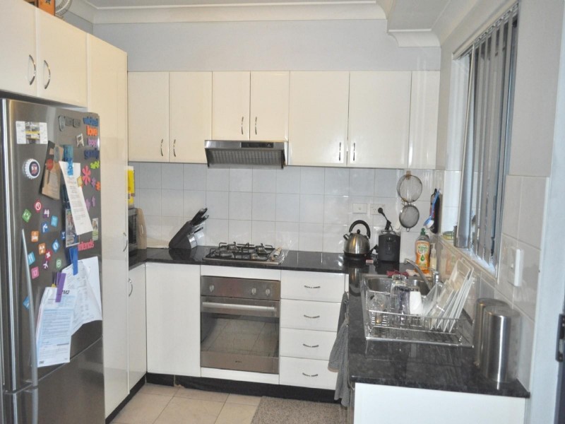 8/37 charlotte, Campsie NSW 2194