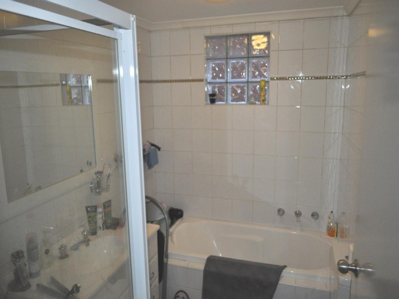 8/37 charlotte, Campsie NSW 2194