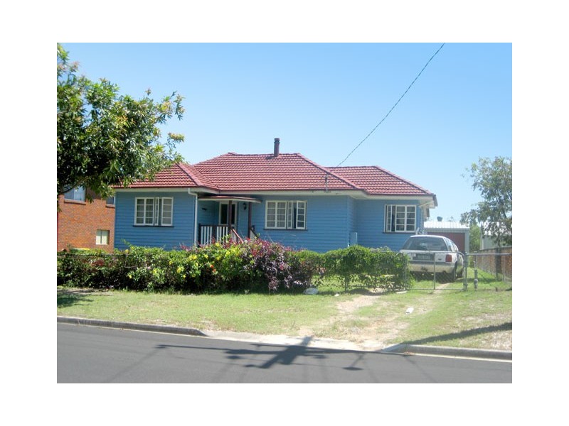 14  Egan Street, Beachmere QLD 4510