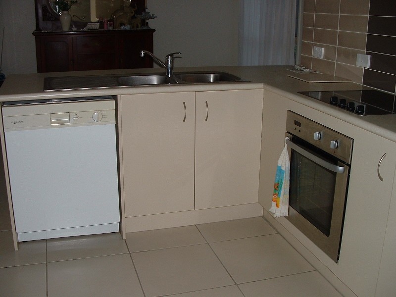 Sandstone Point QLD 4511