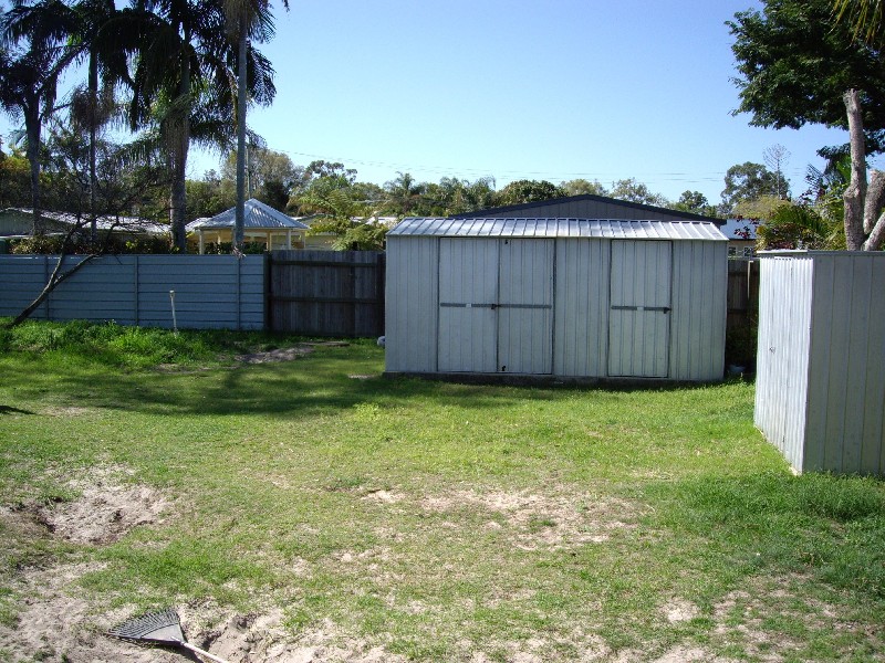 3 Amies Street, Beachmere QLD 4510
