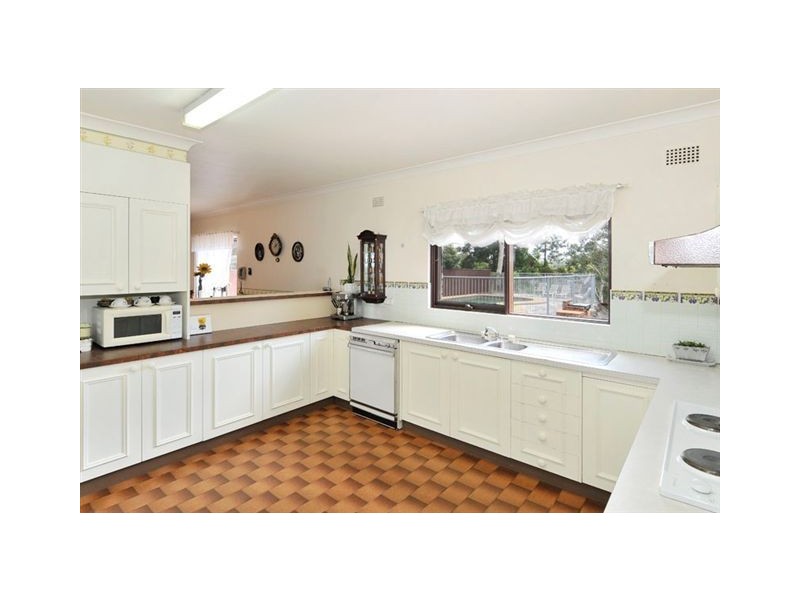 100  Curtin Ave, Wahroonga NSW 2076